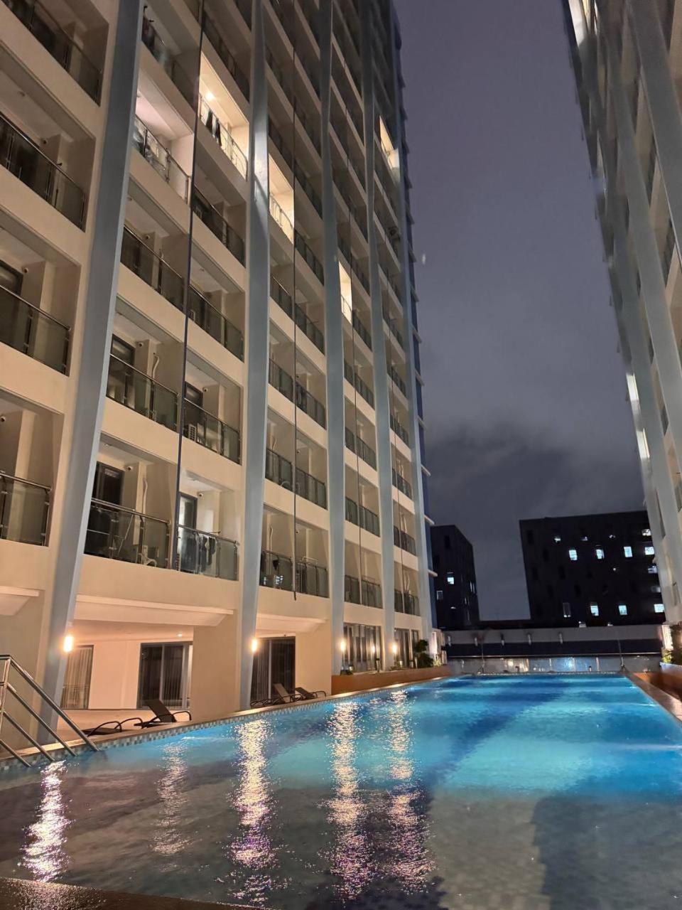 L Condotel Paranaque City Kültér fotó