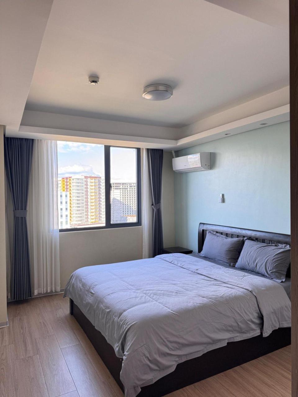 L Condotel Paranaque City Szoba fotó