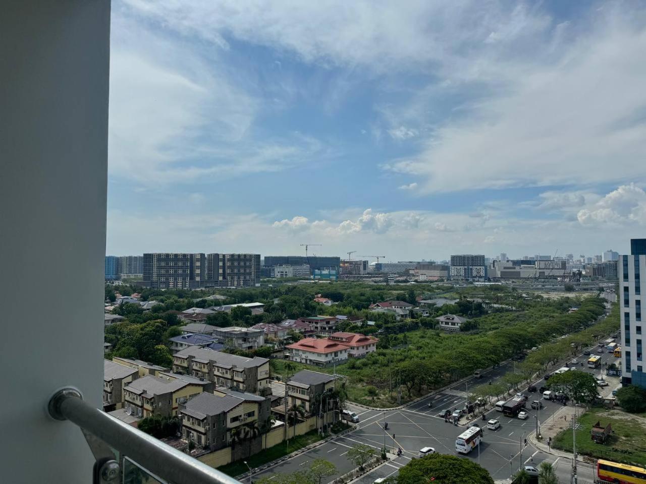 L Condotel Paranaque City Kültér fotó