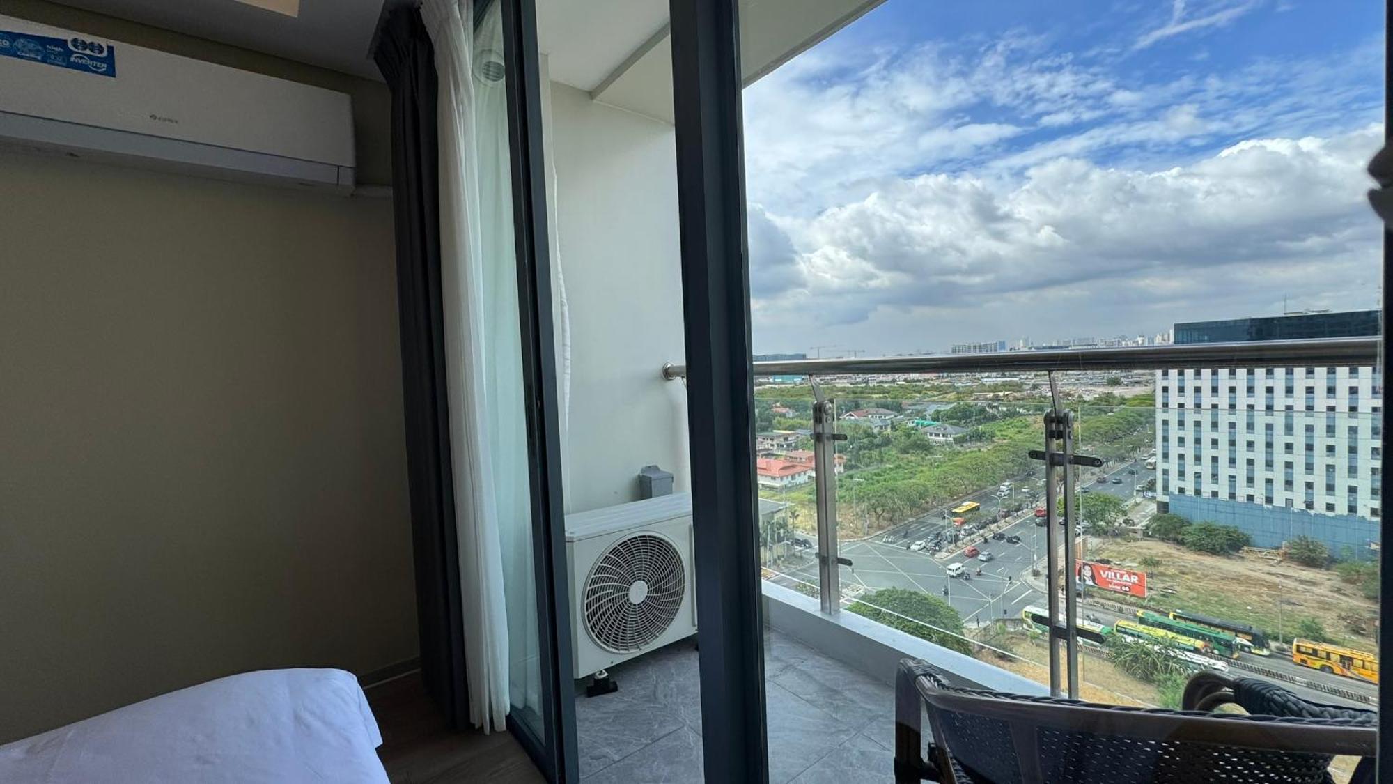 L Condotel Paranaque City Kültér fotó