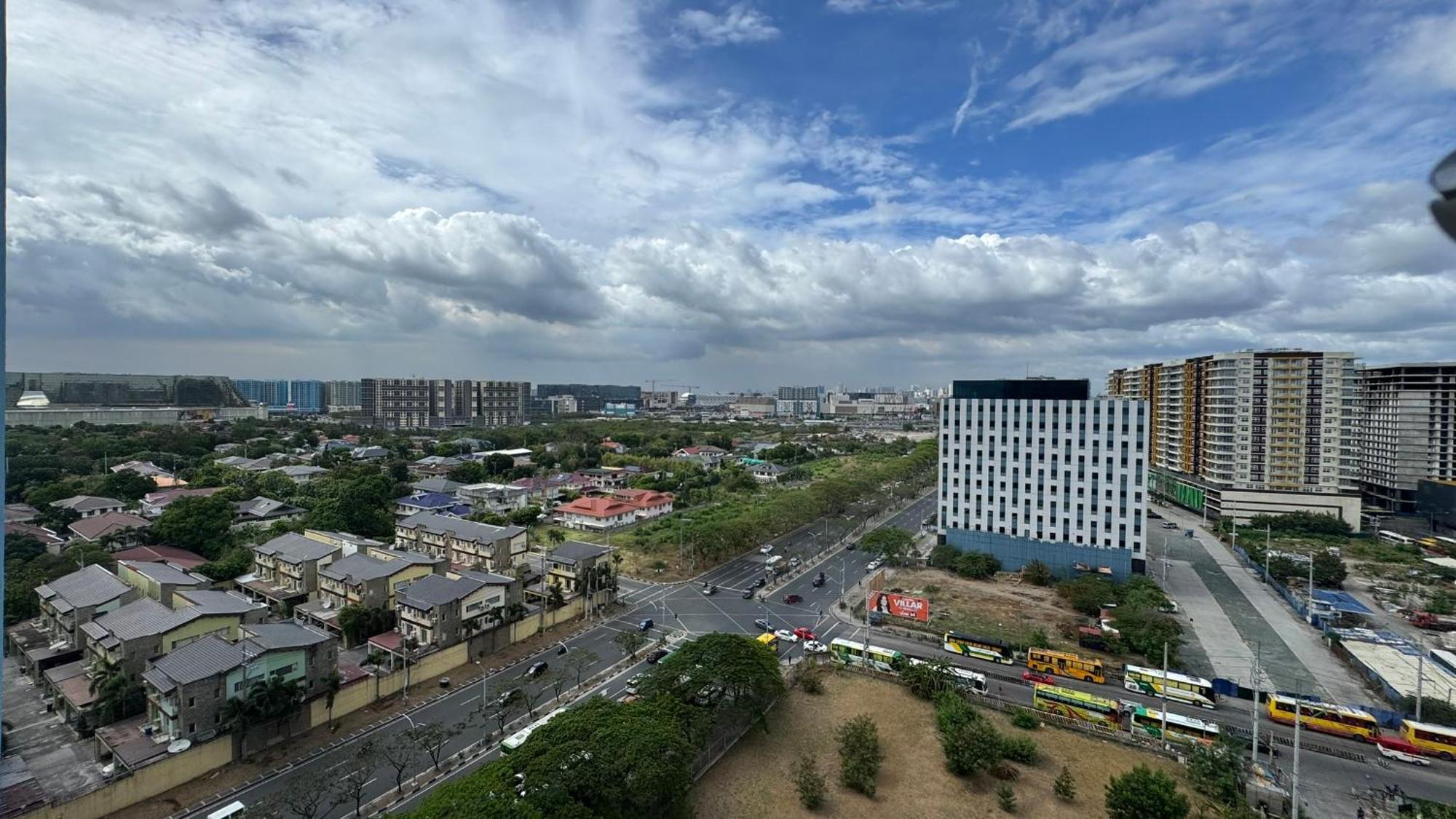 L Condotel Paranaque City Kültér fotó